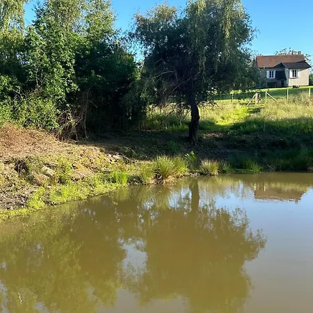 Avec Piscine Et Etang Dordogne * Sarrazac (Dordogne)