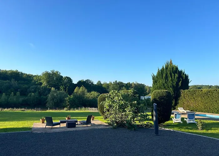Avec Piscine Et Etang Dordogne * Sarrazac (Dordogne)