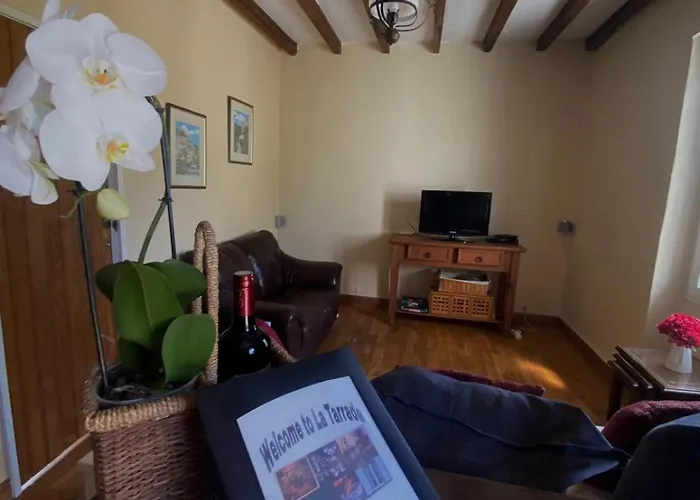 Vakantiehuis Avec Piscine Et Etang Dordogne Sarrazac (Dordogne)